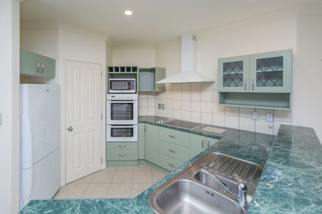 Photo of property in 15 Calvandra Grove, Rangiora, 7400