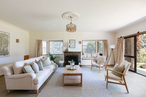 Photo of property in 6 Gerald Place, Omokoroa, 3114