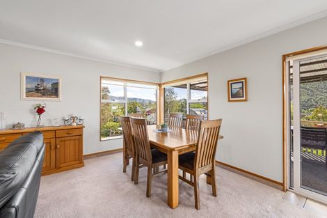 Photo of property in 5 Moana View Road, Waikawa, Picton, 7220