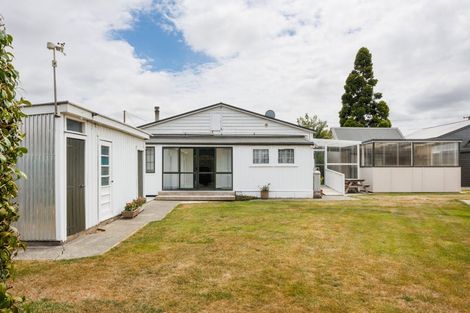 Photo of property in 121/123 High Street, Bulls, 4818