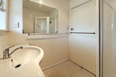 Photo of property in 29 Stottholm Road, Titirangi, Auckland, 0604