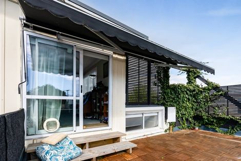 Photo of property in 65 Barrett Street, Westown, New Plymouth, 4310