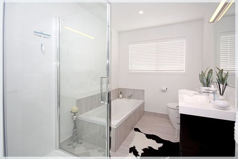 Photo of property in 6a Marine Parade South, Foxton Beach, Foxton, 4815