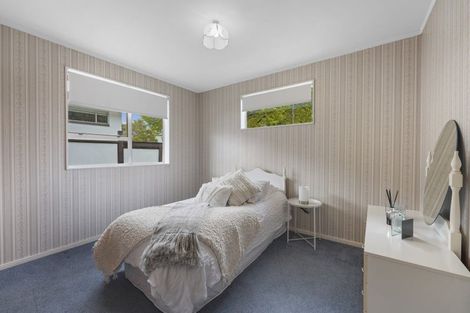 Photo of property in 23 Montana Road, Totara Park, Upper Hutt, 5018