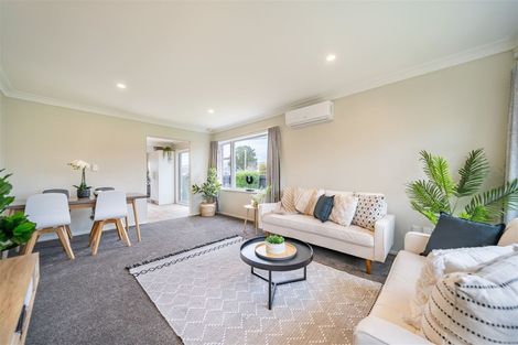 Photo of property in 2/30 Marion Street, Silverstream, Upper Hutt, 5019