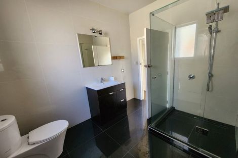 Photo of property in 4 Camp Road, Mount Wellington, Auckland, 1062