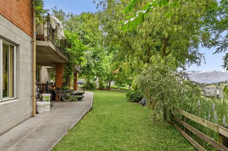 Photo of property in 37 Stratford Terrace, Wanaka, 9305