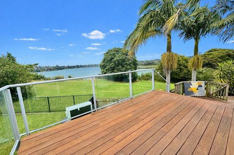 Photo of property in 161 West Harbour Drive, West Harbour, Auckland, 0618