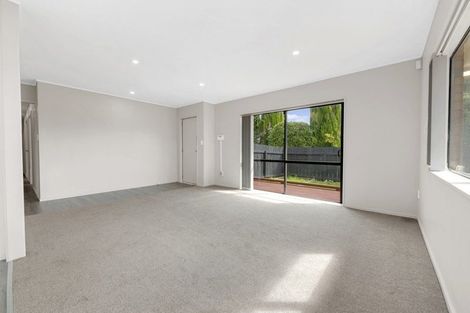 Photo of property in 1/3 Kelvin Road, Papakura, 2110