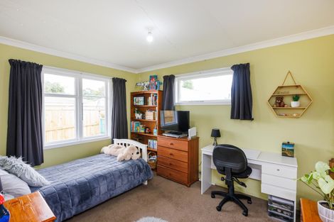 Photo of property in 18 Buick Crescent, Awapuni, Palmerston North, 4412