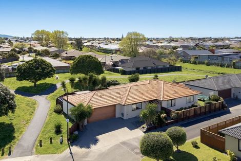 Photo of property in 7 Central Park, Paraparaumu Beach, Paraparaumu, 5032