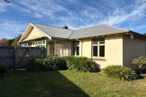 Photo of property in 37 Hillier Place, Spreydon, Christchurch, 8024