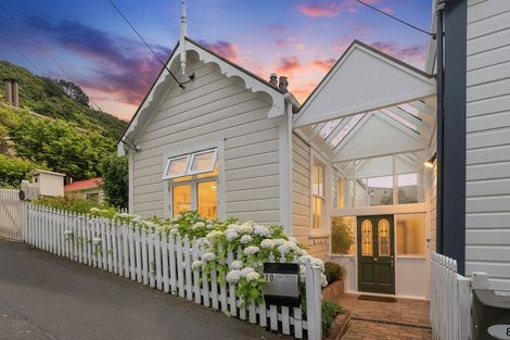Photo of property in 10 Saint Mary Street, Thorndon, Wellington, 6011
