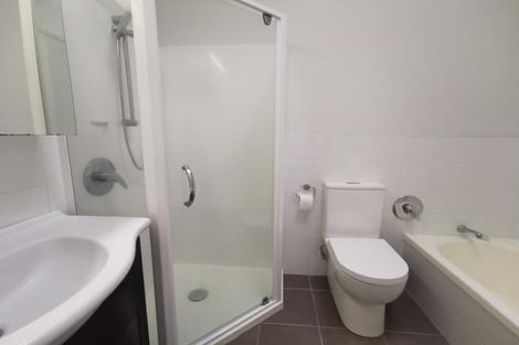 Photo of property in 46 Colonial Road, Birkenhead, Auckland, 0626