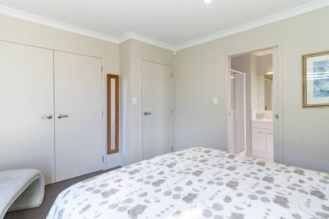 Photo of property in 30 Bridgewater Way, Pyes Pa, Tauranga, 3112