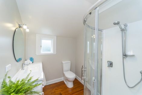 Photo of property in 99 Jellicoe Street, Martinborough, 5711