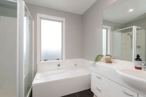 Photo of property in 4/17 Eversleigh Street, St Albans, Christchurch, 8014