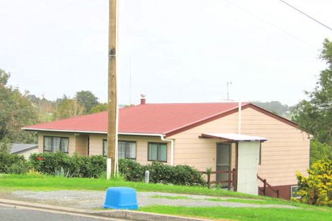 Photo of property in 28 Moffat Road, Red Beach, 0932
