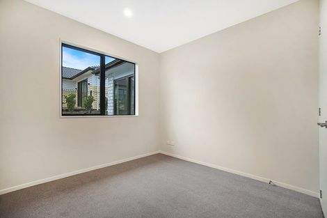 Photo of property in 48 Twin Parks Rise, Papakura, 2110