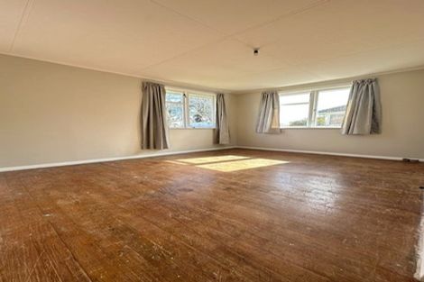 Photo of property in 3 Maurice Street, Papakura, 2110