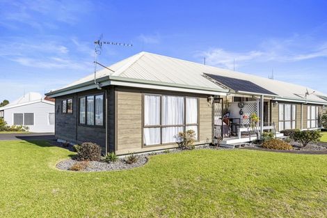 Photo of property in Puriri Village, 13/3 Puriri Street, Mount Maunganui, 3116