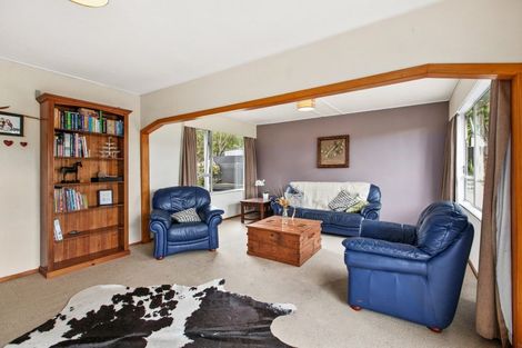 Photo of property in 69 Abbotsford Road, Waipawa, 4210