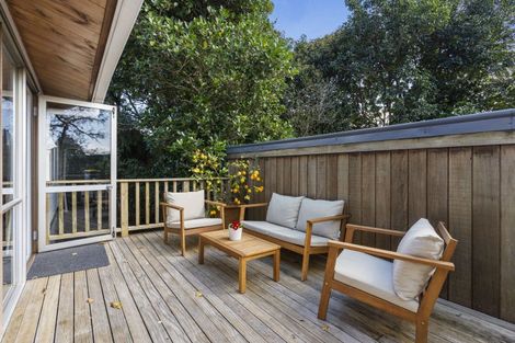 Photo of property in 175a Mokoia Road, Birkenhead, Auckland, 0626