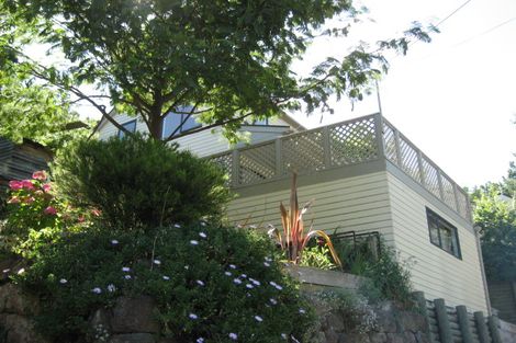 Photo of property in 39 Hawkhurst Road, Lyttelton, 8082