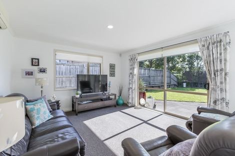 Photo of property in 10 Barwick Place, Stanmore Bay, Whangaparaoa, 0932