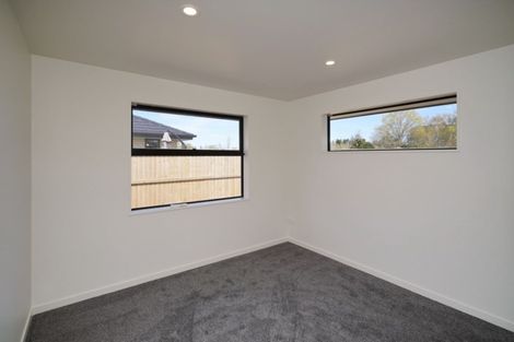 Photo of property in 31 Minerva Crescent, Woodend, 7610