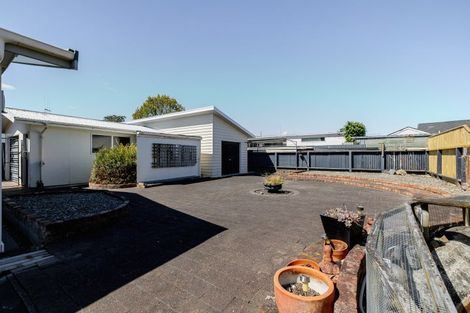 Photo of property in 10 Lockhart Avenue, Milson, Palmerston North, 4414
