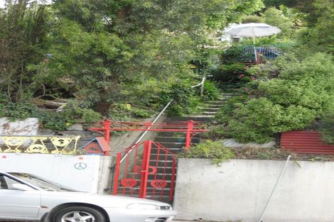 Photo of property in 127 Port Hills Road, Heathcote Valley, Christchurch, 8022