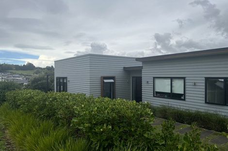 Photo of property in 1 Stockyard Crescent, Pukekohe, 2120