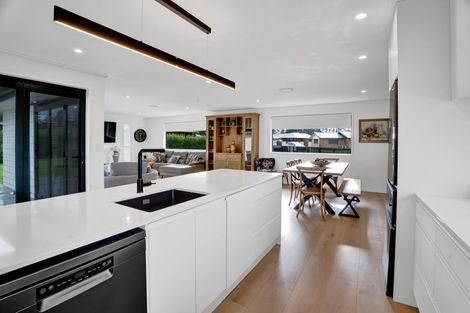 Photo of property in 26 Mercade Close, Stratford, 4332