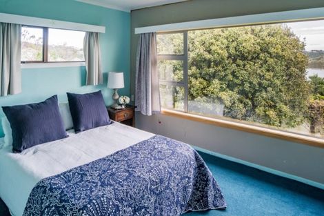 Photo of property in 47 Kiriwai Road, Paremata, Porirua, 5024