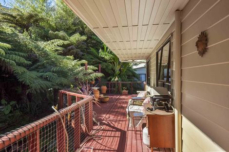 Photo of property in 1/24 Everard Avenue, Army Bay, Whangaparaoa, 0930