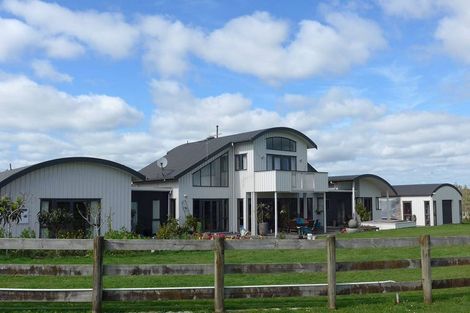 Photo of property in 256 Sutton Road, Drury, Papakura, 2584