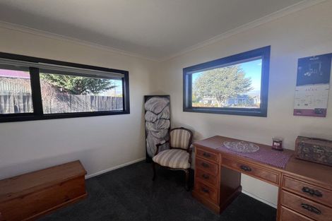 Photo of property in 15 Helena Street, Lumsden, 9730