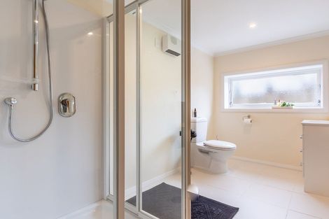 Photo of property in 4 Argyle Avenue, Levin, 5510