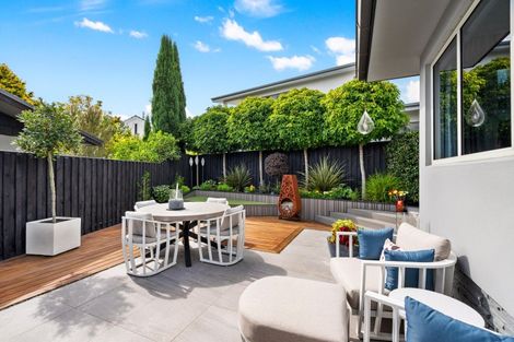 Photo of property in 30 Iona Road, Havelock North, 4130