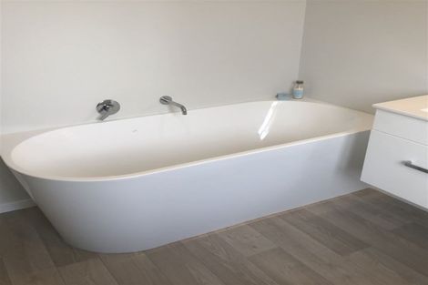 Photo of property in 20 Tarata Grove, Lansdowne, Masterton, 5810