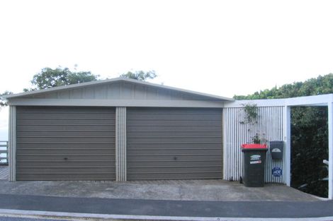 Photo of property in 17 Tai Paku Paku Road, Karaka Bays, Wellington, 6022