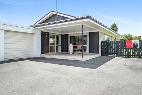 Photo of property in 1126b Heaphy Terrace, Fairfield, Hamilton, 3214