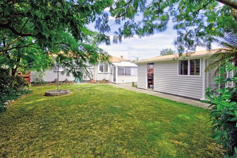 Photo of property in 24 Fergusson Street, Solway, Masterton, 5810