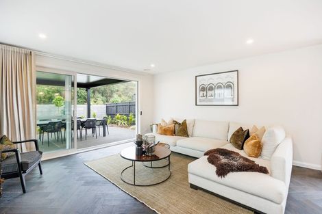 Photo of property in 6 Solitude Crescent, Kelvin Grove, 4414