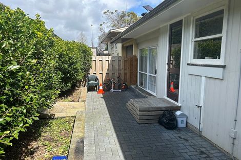 Photo of property in 2/31 Abercrombie Street, Howick, Auckland, 2014