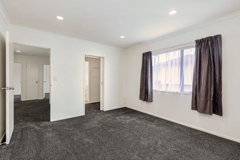Photo of property in 17/2 Arawa Street, New Lynn, Auckland, 0600