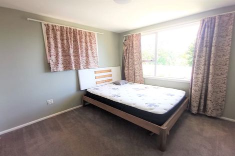 Photo of property in 35 Delaware Crescent, Russley, Christchurch, 8042