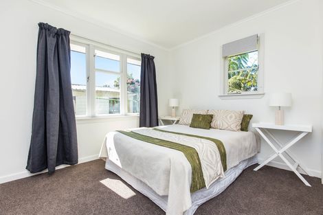 Photo of property in 28a Kelvin Road, Papakura, 2110