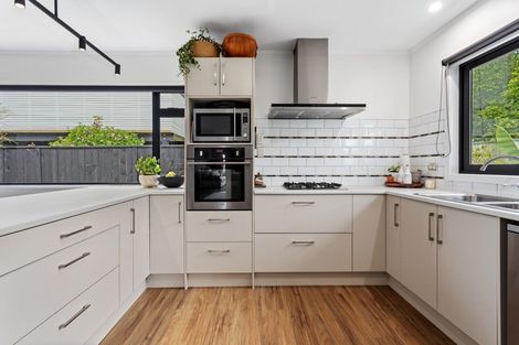 Photo of property in 6a White Horse Drive, Whakatane, 3120